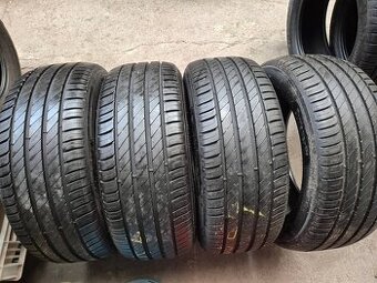 215/55 r17 letné 4 ks FALKEN - z nového auta DOT2024