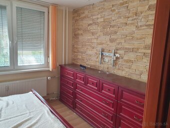 Predám 2, 5 izbový byt v Štúrove blízko Jednoty - 1