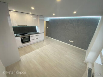 4 izbový byt , Hospodárska, kompletná nová rekonštrukcia