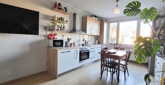 PRENAJMEM 1,5 - IZBOVÝ BYT v blízkosti centra