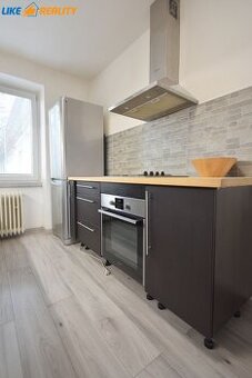 Prenájom 2 izbový byt Centrum, Štúrovo námestie