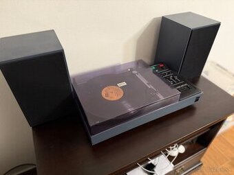 Peedam gramofon TESLA HC15 + REPRO