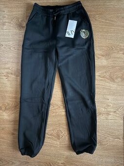 teplaky cierne s vreckami NOVE