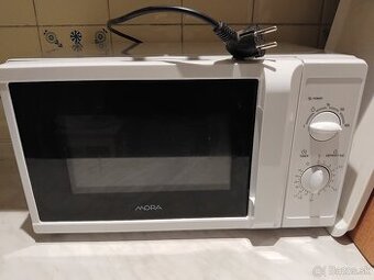 Nová mikrovlnná rúra Mora