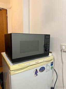 Mikrovlnná rúra Sharp YC-GC52BEB