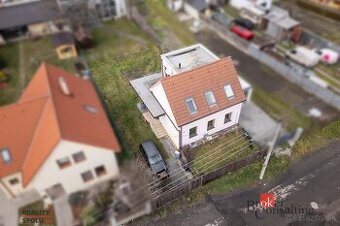 Menší rodinný dom vo Vajnoroch, na predaj