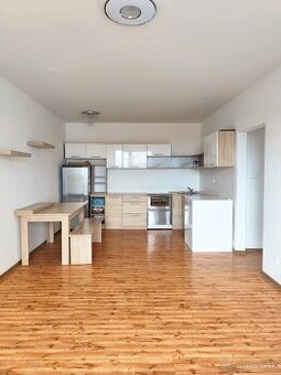 Predám 2-izbový byt s 2 loggiami a súkromným parkovaním 🌲–