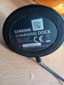 Predám nabíjačku na Smart hodiny Samsung