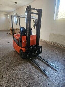 Elektricky vysokozdvižný vozík Toyota