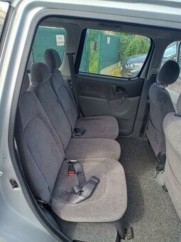 Toyota Yaria Verso 2002