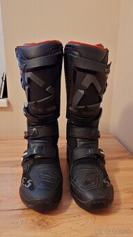 Leatt Moto 5.5 FlexLock