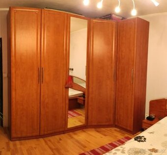 Komplet spálňa, posteĺ a skriňova zostava
