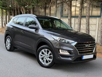 HYUNDAI TUCSON 1.6 GDI SMART/ 60 000 km/ 1.MAJITEĽ/ NEBÚRANÉ