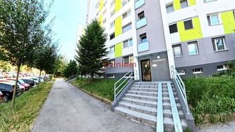 REZERVOVANÉ Nie dokonalý, ale s dušou – 3-izbový byt s lodž
