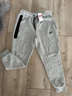 Tepláky NIKE TechFleece Joggers