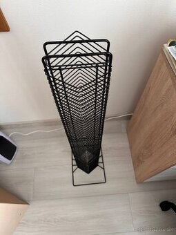 Predám stojan na CD - kapacita 120 ks