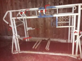 Klietka na kutie koní