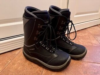 Predám snowboardové topánky v. 39