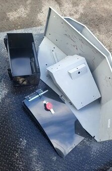 BATERKOVA SKRINKA TRAKTOR ZETOR