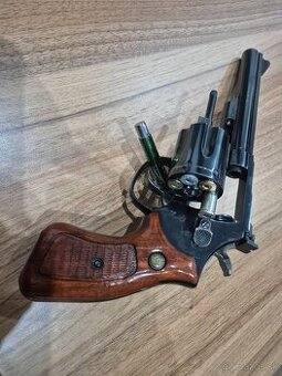 Taurus Brasil 356 magnum