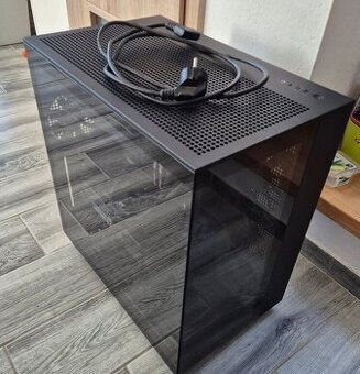 Predam herný PC 12600KF/64GB DDR4/RTX 5080/1TB SSD