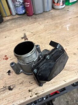 Škrtiaca klapka 03L128063R – 2.0 TDI VW Audi Škoda Seat