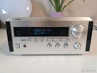 Receiver YAMAHA RX E200