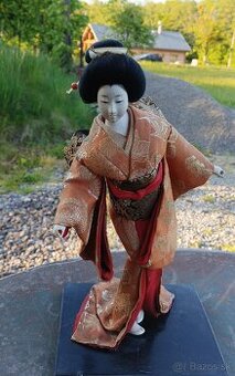 bábika Geisha