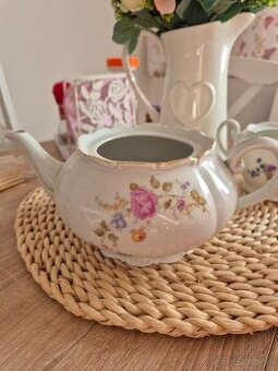 Retro porcelánovÿ čajník 1liter
