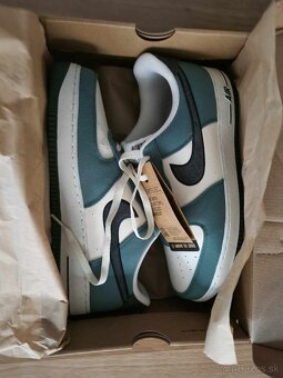 Nike Air Force 1 07 LV8 veľ. 44