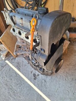 Motor VW Golf 4, 1.4 benzín, 16V, 55kW, AXP
