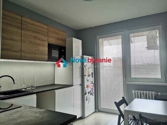 Predaj, 3 izbový byt - Levice (N050-113-MAHA)