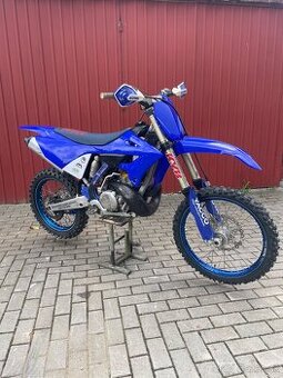 Yamahayz250