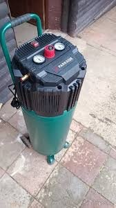 Kompresor 50l parkside