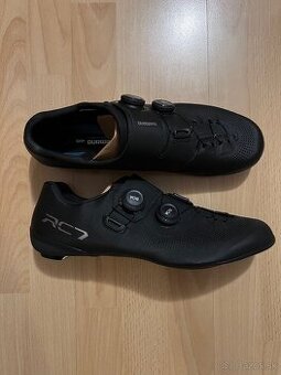 Shimano SH-RC703 tretry na cestný bicykel, veľkosť 46
