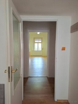 Prenájom Kancelárie Centrum BB