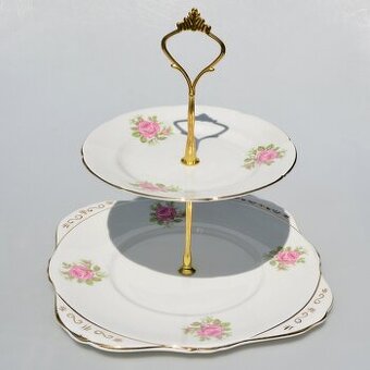 Vintage etažér z porcelánových tanierov - Ruže