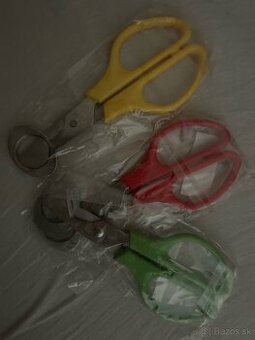 Nožnice na prepeličie vajíčka