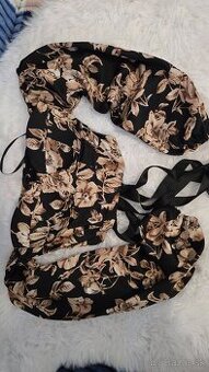 Blúzka s kvetinovou potlačou