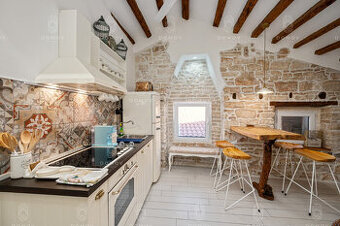 Chorvátsko - ROVINJ – 2 apartmány, 200 m od mora