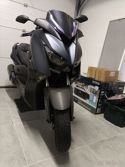 Yamaha Xmax 300