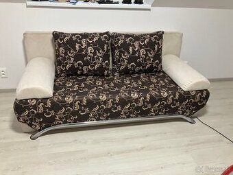 Rozkladacia sedačka/posteľ