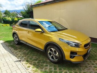 Predám Kia Xceed 1,5 T-GDI Gold