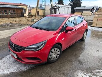 Opel Astra 1.0Turbo 77kw len 40000km