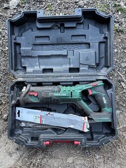 Akumulátorová chvostová píla Parkside