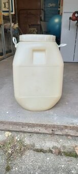 Násoby na skladovanie potravín