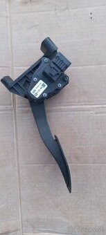 predam plynovy pedal - 1