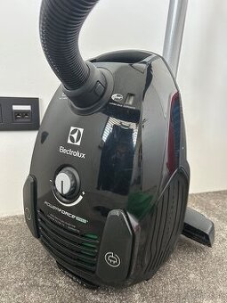 Electrolux vysávač