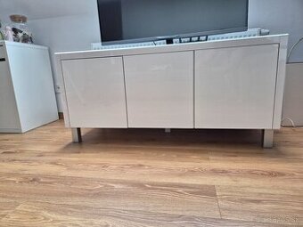 TV Stolík – biela, vysoký lesk, sklo na vrchnej ploche