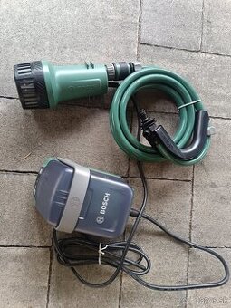 Bosch akumulátorová zahradná pumpa-čerpadlo